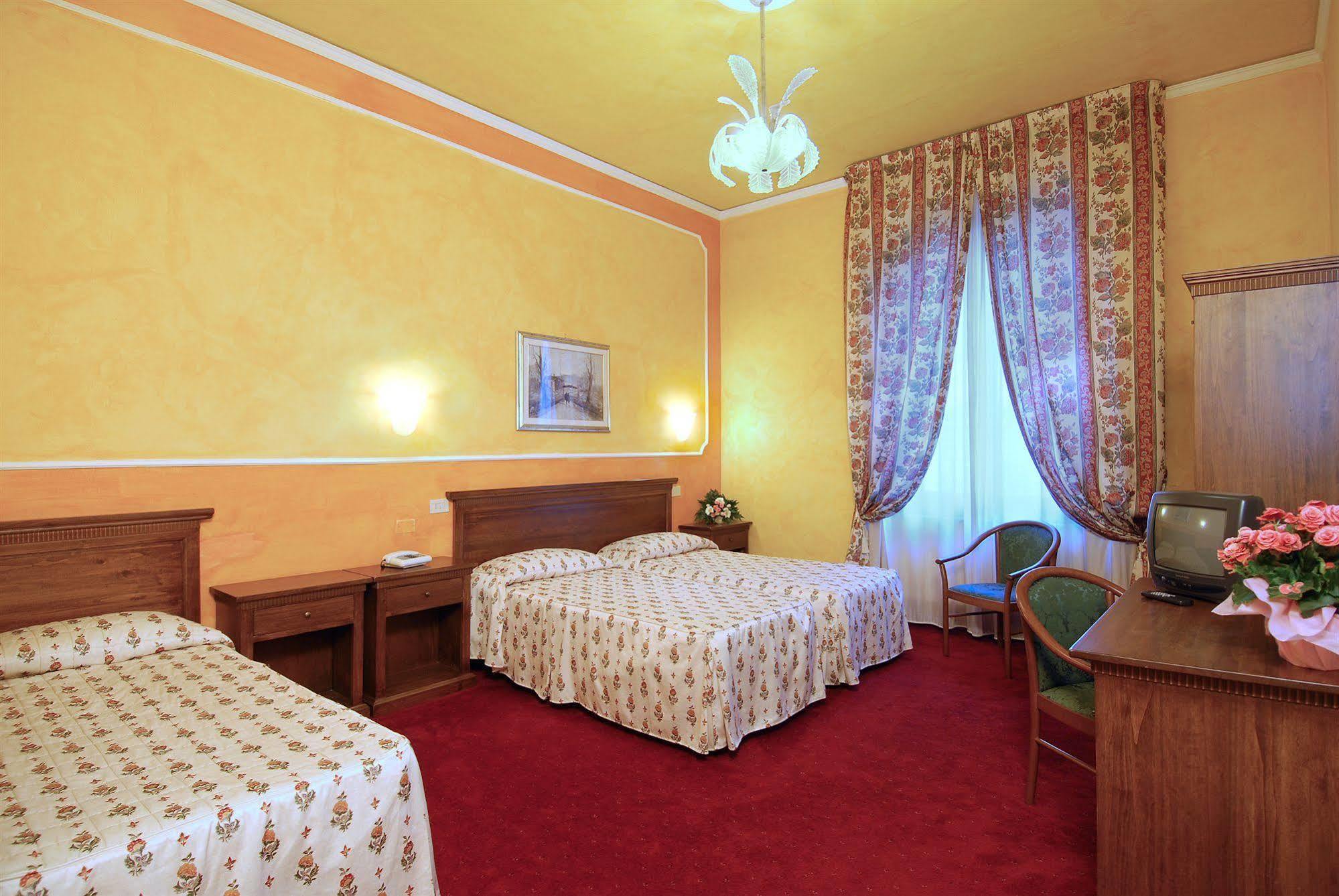 Hotel Minerva Palace Montecatini Terme Kültér fotó