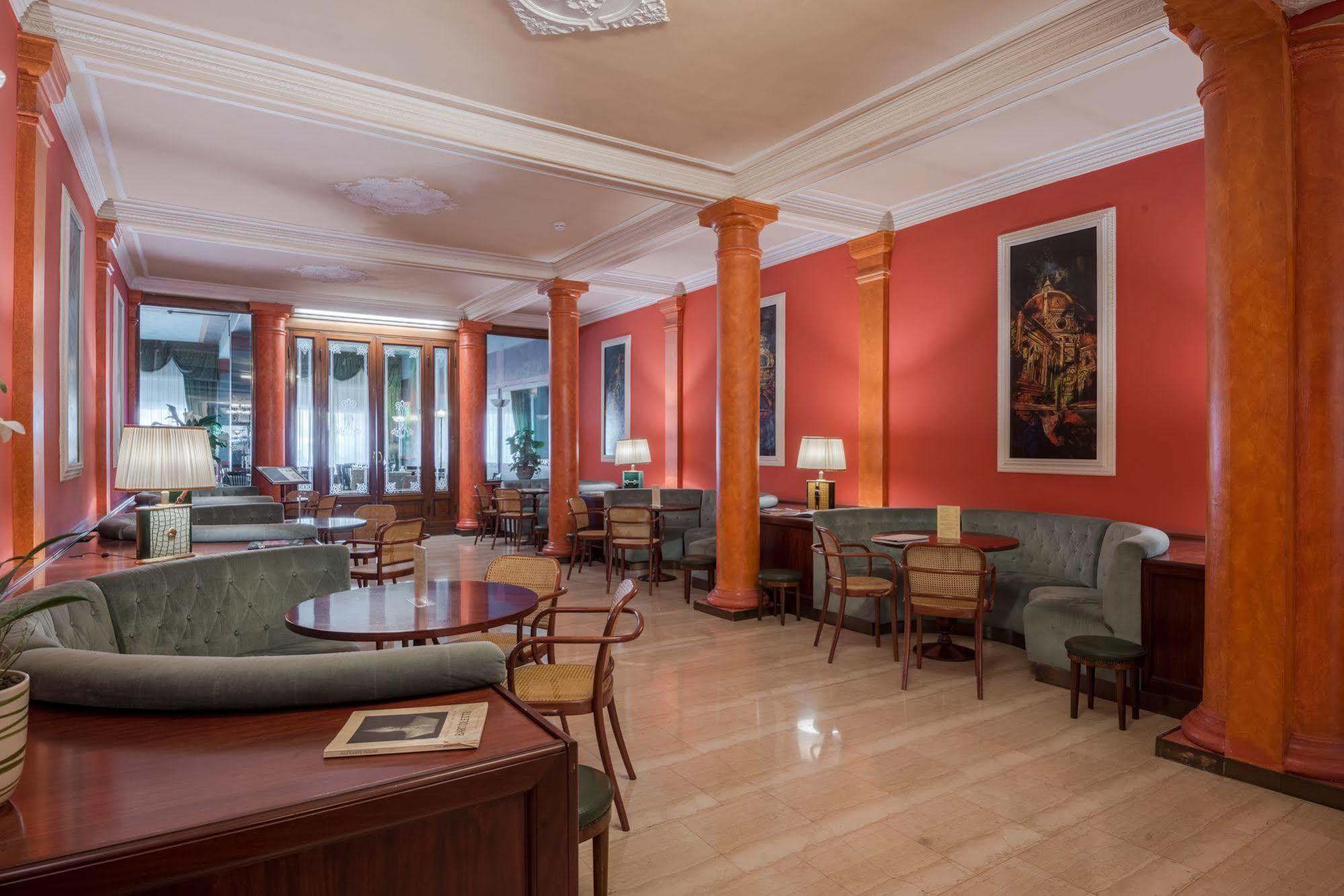 Hotel Minerva Palace Montecatini Terme Kültér fotó