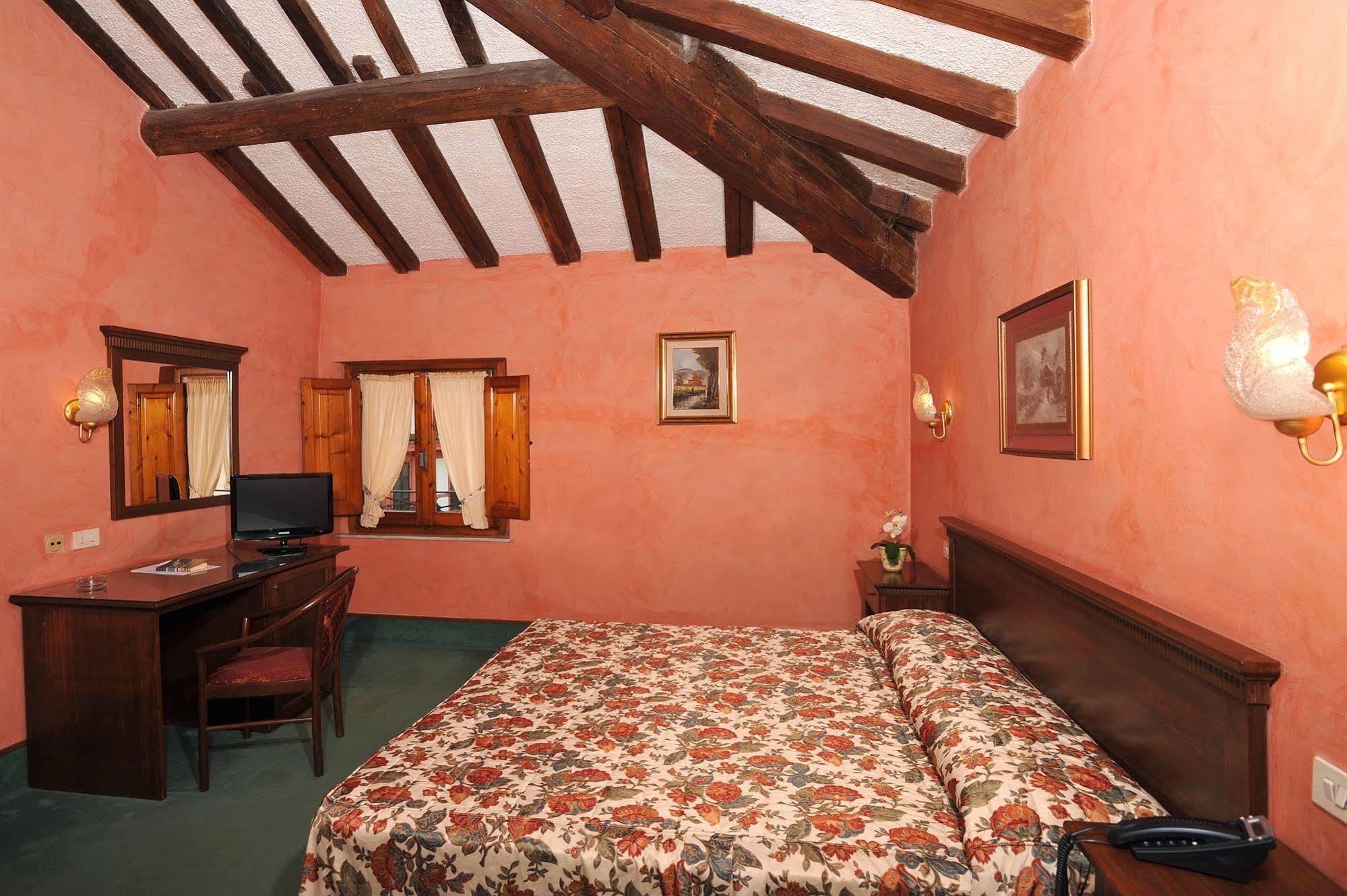 Hotel Minerva Palace Montecatini Terme Kültér fotó