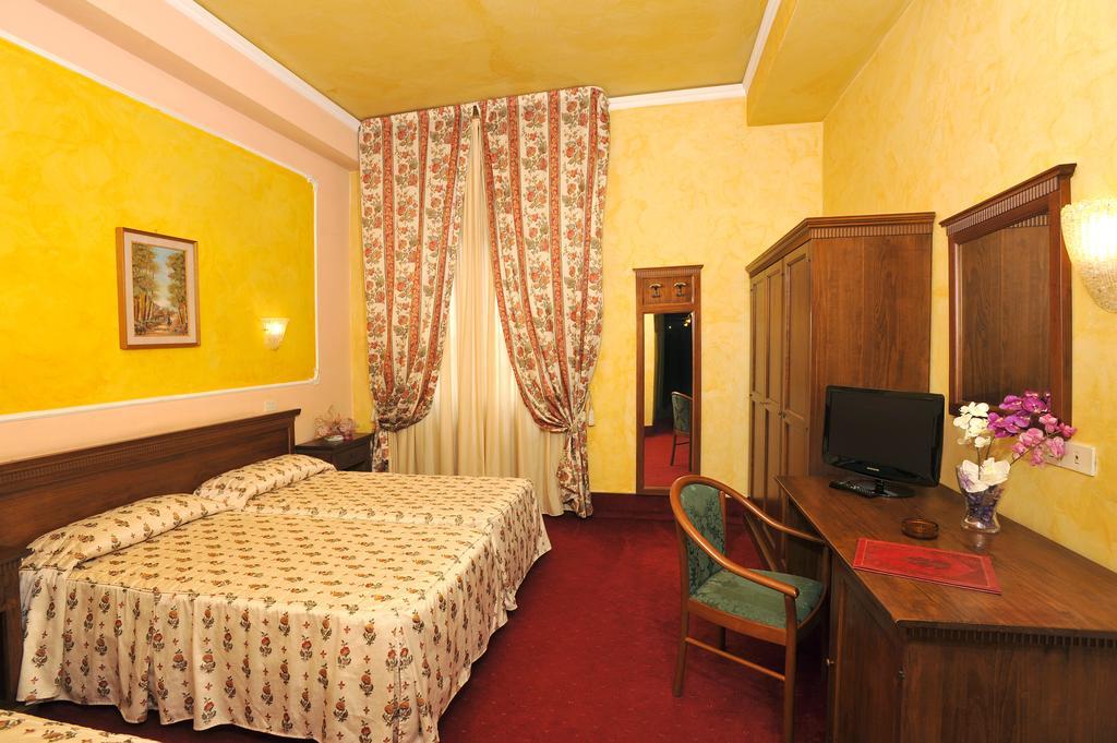 Hotel Minerva Palace Montecatini Terme Kültér fotó