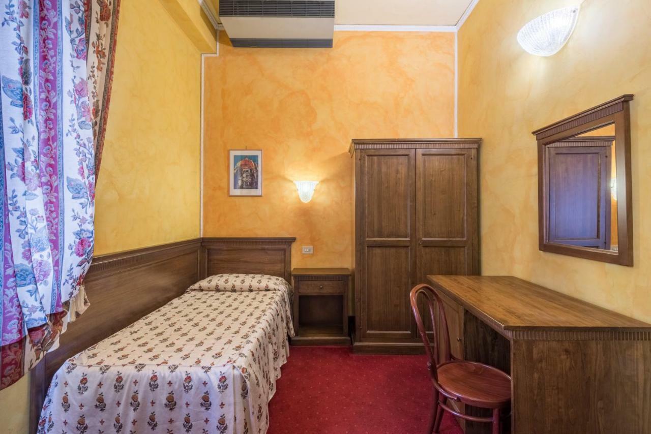 Hotel Minerva Palace Montecatini Terme Kültér fotó