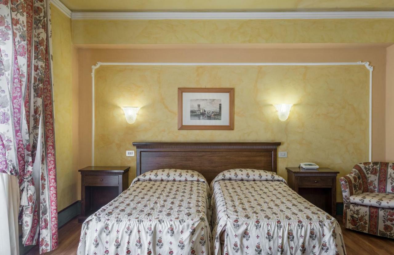 Hotel Minerva Palace Montecatini Terme Kültér fotó